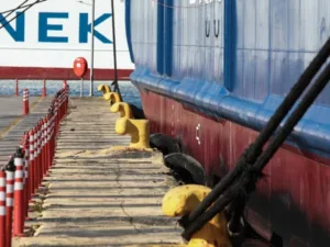 ΓΣΕΕ και ΑΔΕΔΥ προκηρύσσουν 24ωρη πανελλαδική απεργία την 1η Οκτωβρίου