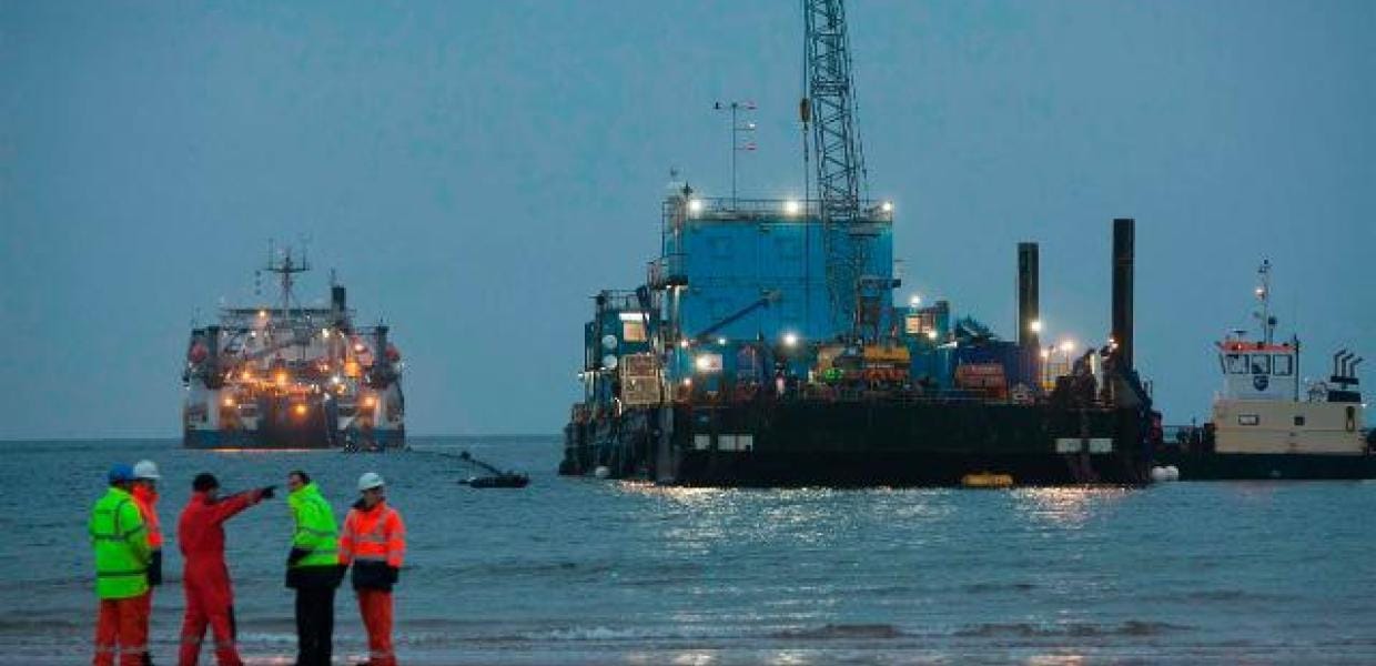 Ελλάδα–Κύπρος: Το καλώδιο της ηλεκτρικής διασύνδεσης ή της πολιτικής αποσύνδεσης;