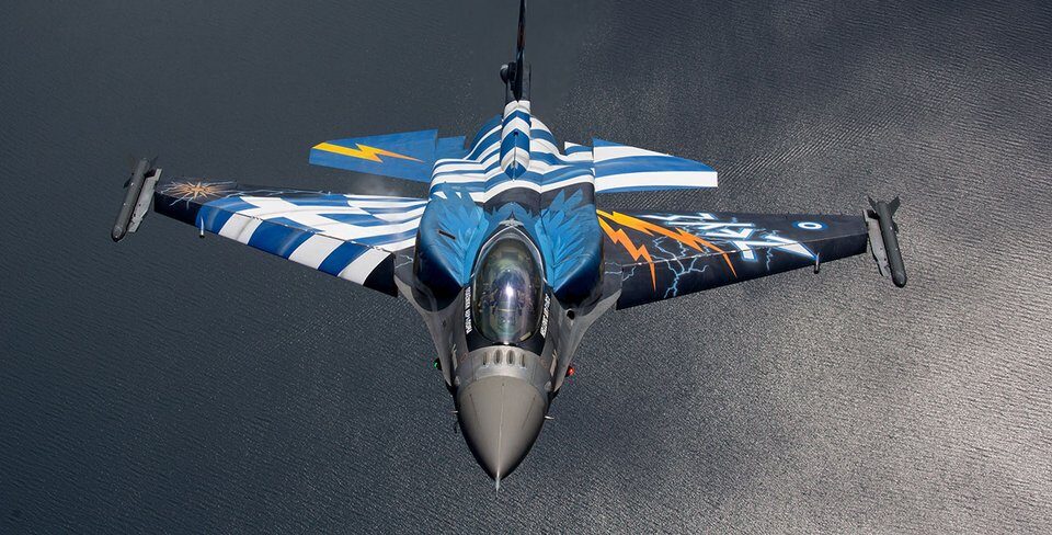 Στρατιωτική παρέλαση 28η Οκτωβρίου: Από τον ουρανό της Θεσσαλονίκης ως την πλατεία Συντάγματος