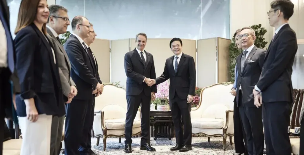 Διπλωματικό ταξίδι Μητσοτάκη στη Σιγκαπούρη – Ενέργεια, ναυτιλία και τουρισμός στην ατζέντα