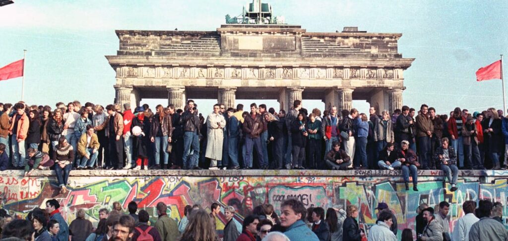 Τείχος του Βερολίνου: 36η ιστορική επέτειος για την πτώση του τείχους της «Ντροπής»