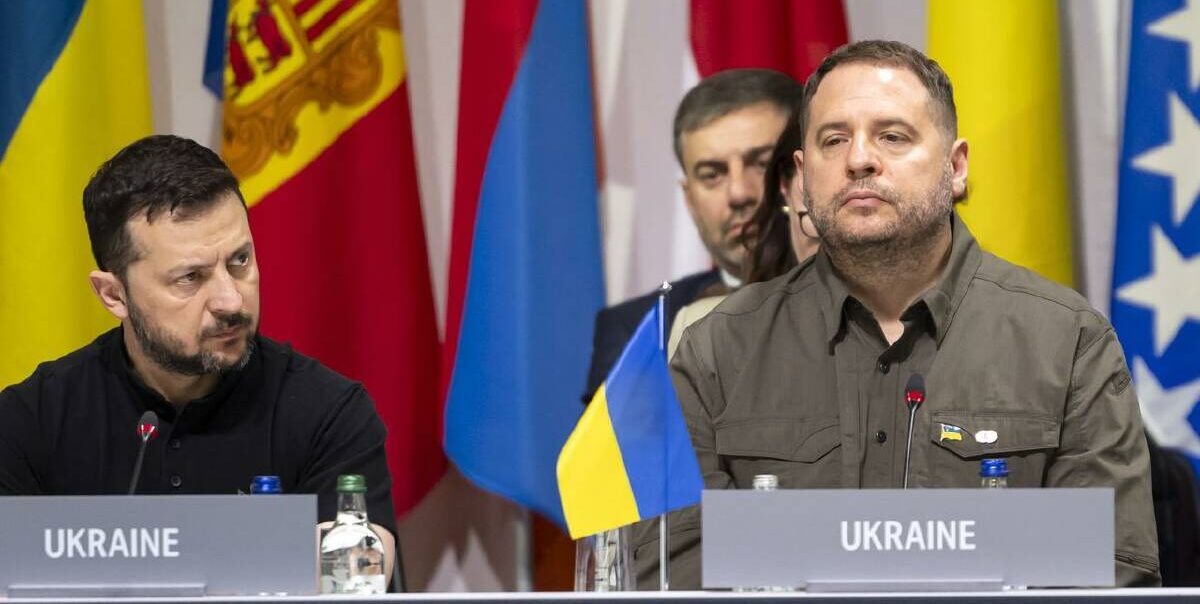 Σκάνδαλο διαφθοράς Ουκρανία: Παραιτήθηκε ο Αντρίι Γιέρμακ ο Νο2 ισχυρός άνδρας του Ζελένσκι