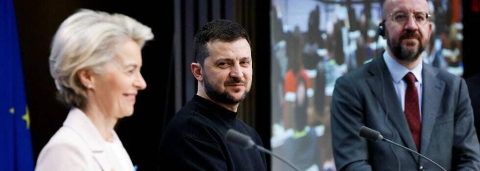 Κάθε Έλληνας «χρεώθηκε» 212 ευρώ για το νέο δάνειο στην Ουκρανία