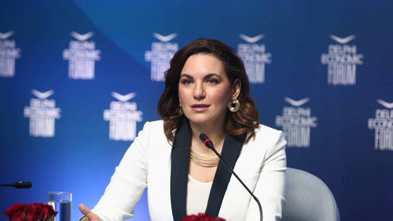 Γιατί ο Κυριάκος Μητσοτάκης δεν μπορεί να απομακρύνει την Όλγα Κεφαλογιάννη