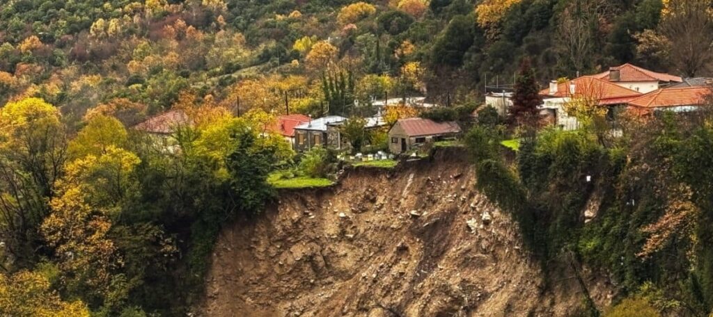 Το κλίμα αλλάζει, η Ελλάδα ραγίζει: Από την Ιόνια Οδό μέχρι τα νησιά – Τα έργα που δεν άντεξαν και μια υποδομή στα όρια