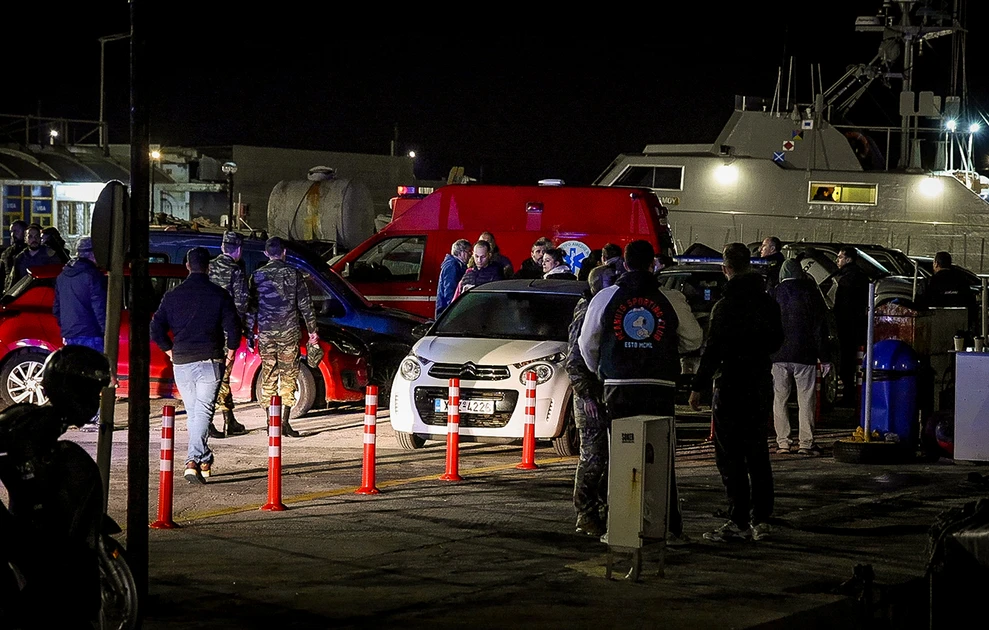 Τραγωδία στη Χίο: 15 νεκροί και δεκάδες τραυματίες ανάμεσά τους παιδιά και έγκυες γυναίκες – Σε εξέλιξη οι έρευνες για αγνοούμενους