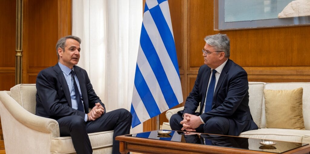 Νατσιός προς Μητσοτάκη: «Η Ελλάδα δεν πρέπει να εμπλακεί στον πόλεμο – Η ασφάλεια της Κύπρου είναι ασφάλεια του Ελληνισμού»