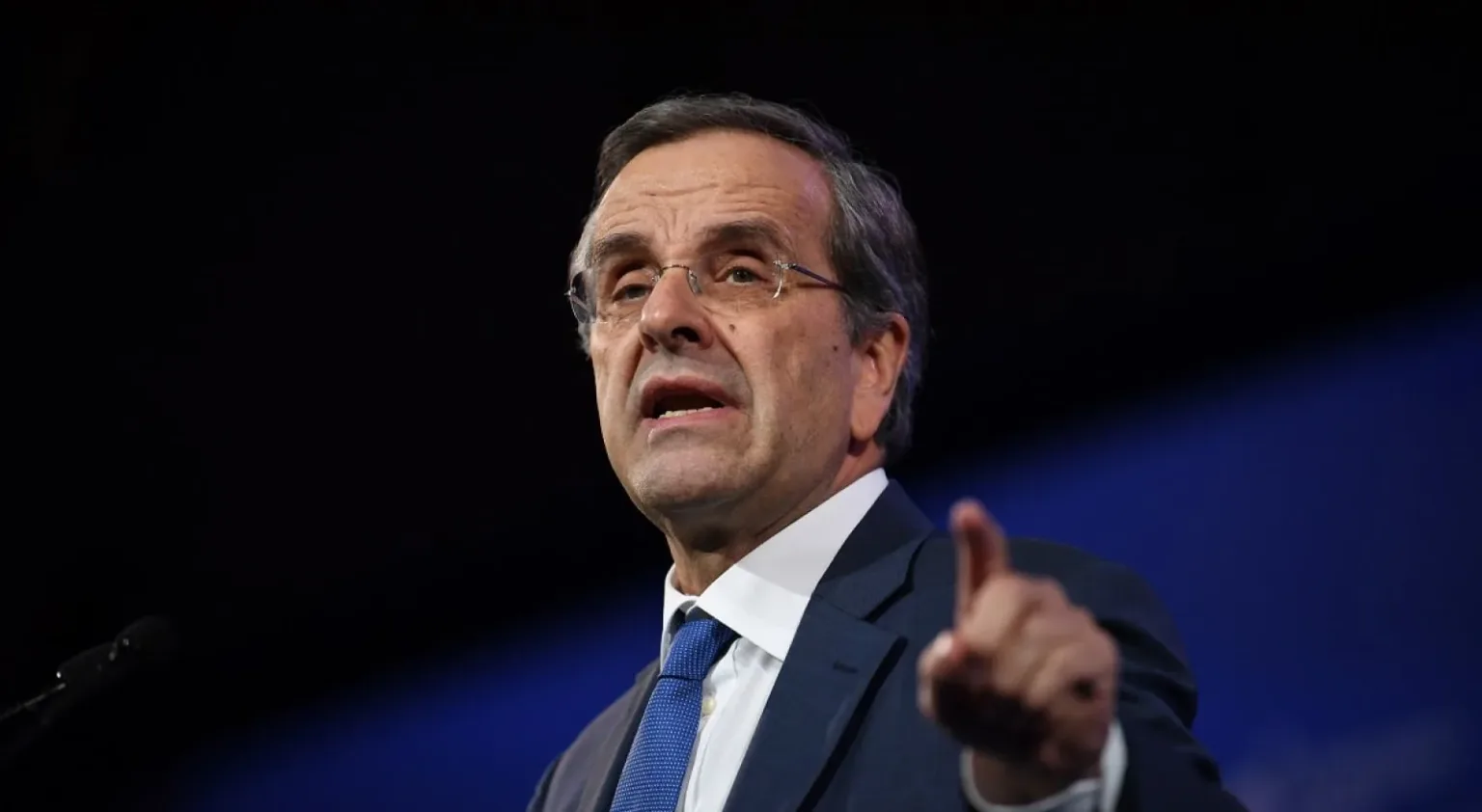 Σαμαράς προς Μητσοτάκη: «Μπορείτε να κοιτάξετε την κοινωνία στα μάτια; – Η κυβέρνηση βυθισμένη στη διαφθορά»