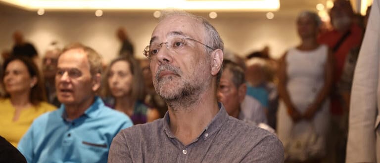 Γκρεμίζεται η «ΕΛΠΙΔΑ»: Ο Θανάσης Αυγερινός αποχωρεί  καταγγέλοντας “φυτευτούς συμβουλάτορες” και “παράλληλο Γραφείο Τύπου”
