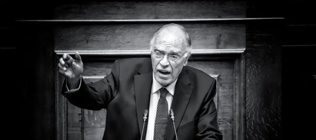 Θλίψη για τον πρόεδρο της Ένωσης Κεντρώων Βασίλη Λεβέντη: «Έφυγε» από την ζωή στα 75 του χρόνια – Η ανακοίνωση του γιου του