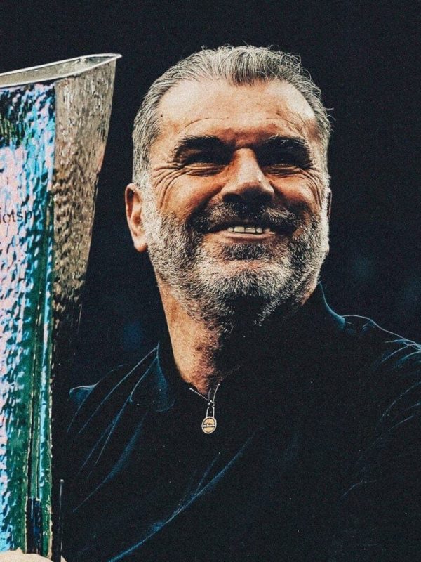 Ο Ποστέκογλου αποχωρεί από την Τότεναμ και επιστρέφει στη Σέλτικ