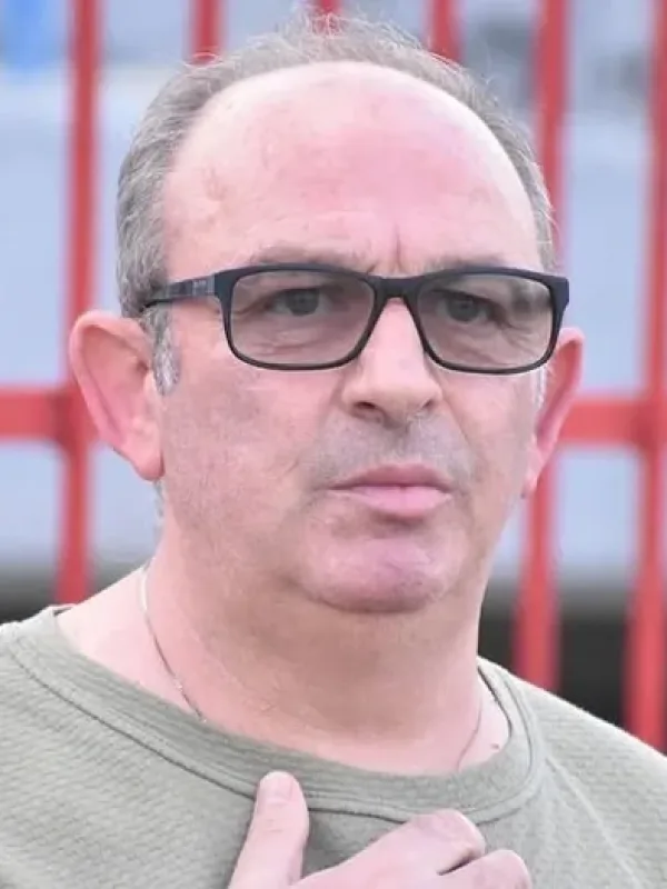 Συνελήφθη ο πρόεδρος του Ατρομήτου Αθηνών για οπλοκατοχή και συγκαλύψεις οπαδών