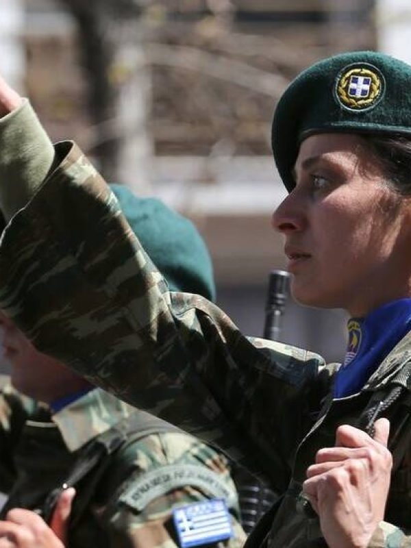 Δένδιας Νέο στρατιωτικό μοντέλο: