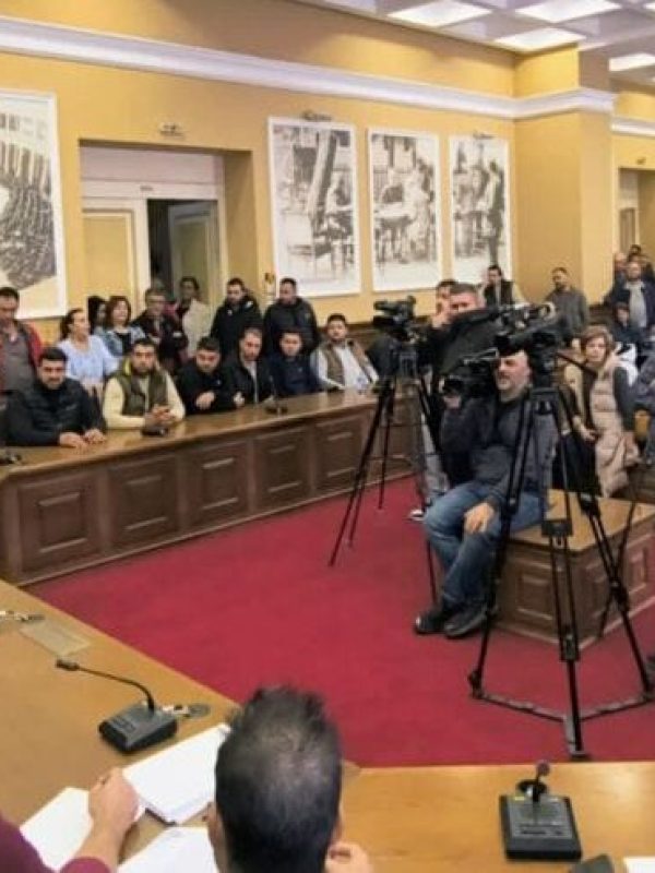 Καταστροφή στην Ελληνική κτηνοτροφία από την ευλογιά αιγοπροβάτων – 327.000 ζώα νεκρά