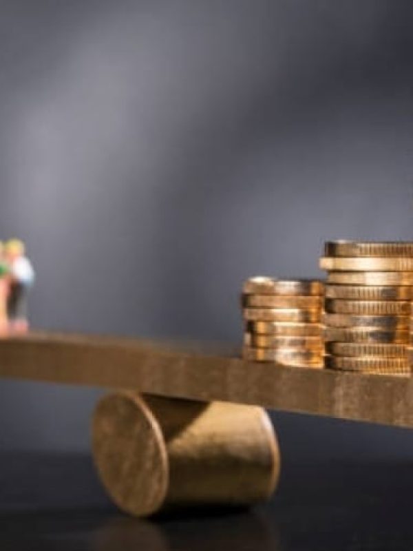 Ελλάδα, Οικονομία και Ακρίβεια