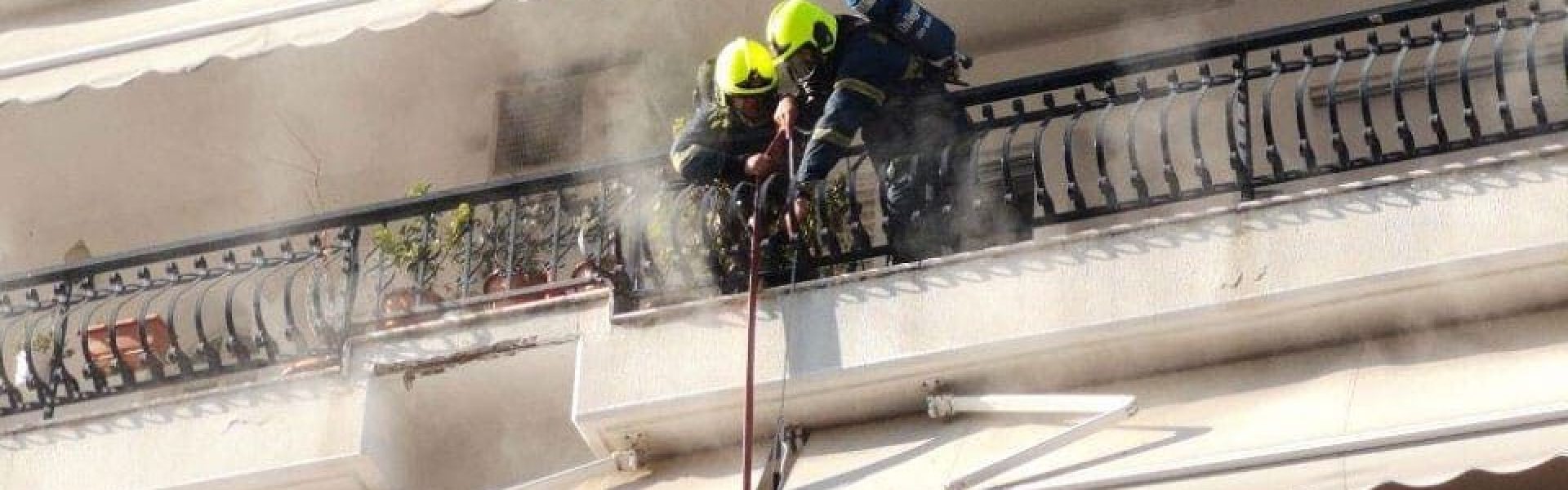 Θεσσαλονίκη: Απανθρακωμένος εντοπίστηκε σε διαμέρισμα 50χρονος σε πυρκαγιά στην Κάτω Τούμπα